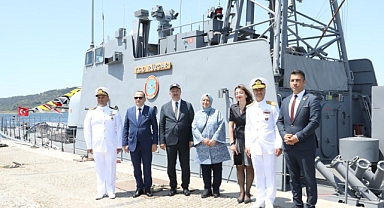 Vali Toraman, 19 Mayıs etkinlikleri kapsamında TCG Rüzgar Gemisi’ni ziyaret etti