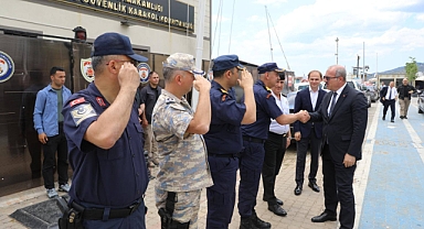 Vali Toraman’dan Ayvacık’ta güvenlik birimlerine ve vatandaşa ziyaret