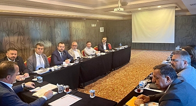 AK Parti İl Başkanı Göktürk, il başkanları ve koordinatörler çalışma kampı’na katıldı