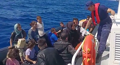 Ayvacık açıklarında 14’ü çocuk 32 kaçak göçmen kurtarıldı