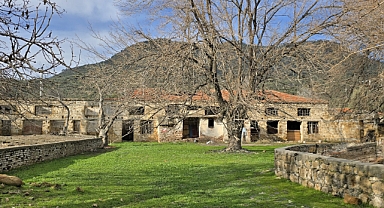 Ayvacık’ta tarih sessizce yok oluyor! Eski Zeytinyağı Fabrikaları endüstriyel miras olarak korunmalı!