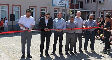 Bayramiç Cumhuriyet Ortaokulu’dan bilim ve sanat sergisi