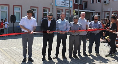 Bayramiç Cumhuriyet Ortaokulu’dan bilim ve sanat sergisi