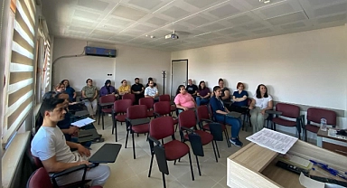 Bayramiç Devlet Hastanesi Personeline Tehlikeli Atık Eğitimi Verildi