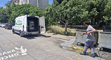 Çanakkale Belediyesi'nden bayram öncesi temizlik mesaisi