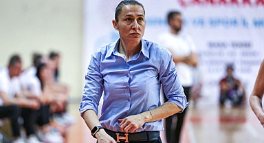 Çanakkale Belediyespor Antrenörü Tuğçe Canbaz’a Milli Görev