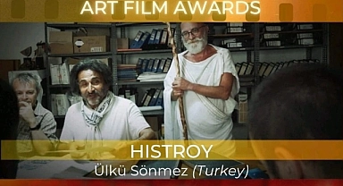 Çanakkale’den Üsküp’e Sanat Yolculuğu: “HisTroy” Filmi Üsküp’ten 4 Ödülle Döndü!