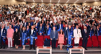 ÇOMÜ Mühendislik Fakültesinde mezuniyet töreni