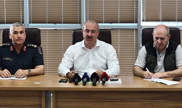 Ezine'de yangında 205 hektarlık alan zarar gördü