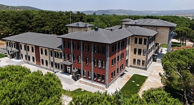 Ezine Hükümet Konağı tamamlandı: 103 milyon TL'lik dev yatırım hizmete hazır