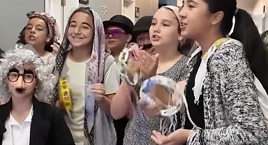 Gelibolu Belediyesi, Genç Tiyatrocuları Ağırladı