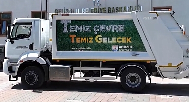 Gelibolu Belediyesi’ne Çevre Bakanlığı’ndan 5 milyon TL değerinde hibe çöp aracı