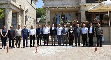 GMKA heyeti, Tevfikiye Arkeoköy’de El Emeği Pazarı’nı ziyaret etti