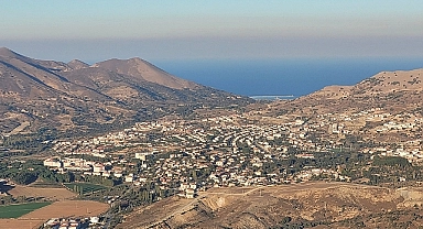 Gökçeada'nın Jeolojik Mirası İçin Stratejik Adım: “Jeolojik Miras Çalıştayı” Sonuç Bildirgesi Açıklandı