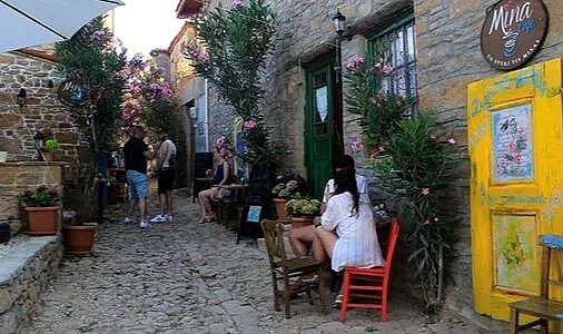 Gökçeada'nın Rum Köyleri Zamana Direniyor