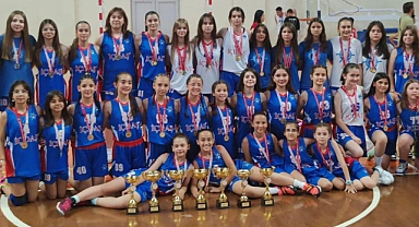 İÇDAŞ Kız Basketbol Takımları Çanakkale Liglerini Salladı
