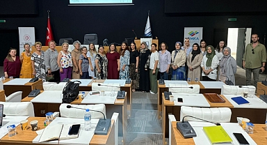 Kadın Girişimciler İçin Dijital Geleceğe İlk Adım: E-Ticaret ve Vergi Eğitimi Başladı