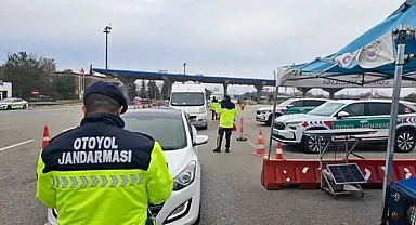 Kurban Bayramı'nda trafiğe sıkı denetim: Ağır taşıtlara kısıtlama ve gizli yolcu uygulaması