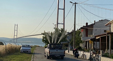 Lapseki Belediyesi’nden sinek ilaçlama çalışmaları