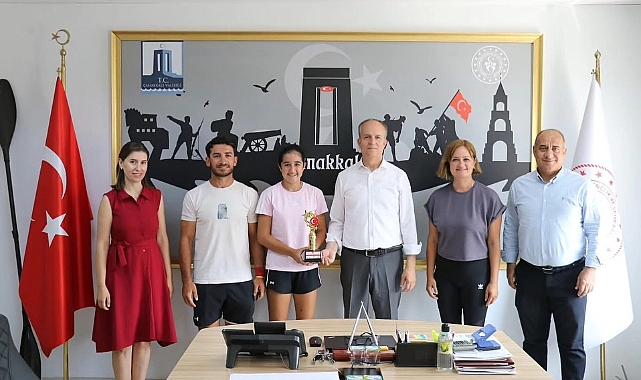 Milli sporcu Ela Andıç'tan İl Müdürü Ömer Kalkan'a ziyaret