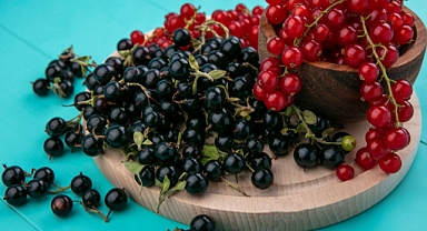 Mucize Meyve Frenk Üzümü! Bağışıklığı Güçlendiriyor, Yaşlanmayı Yavaşlatıyor