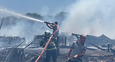 Tabakhaneler Bölgesi’nde çıkan yangın kontrol altına alındı