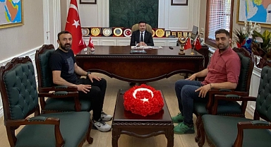 15 Temmuz Gazisinden Gökçeada Kaymakamı Osman Acar'a Anlamlı Ziyaret