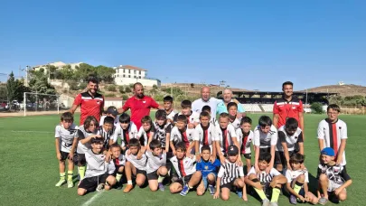 Bozcaada'da futbol şenliği