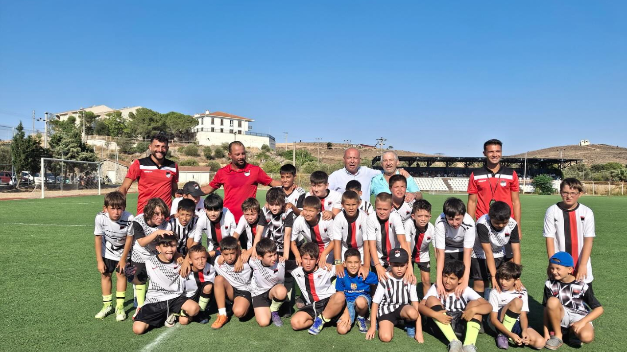Bozcaada'da futbol şenliği
