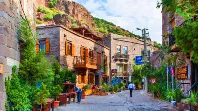 Çanakkale'nin unutamayacağınız tarihi köyü! Gidenler hayran kalıyor