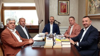 Turan’dan Esnafa Güvence: “Asla Yalnız Yürümeyeceksiniz”