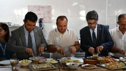 Türkçe Yaz Okulu’nda Kültürler Buluştu, Sofralar Şenlendi!