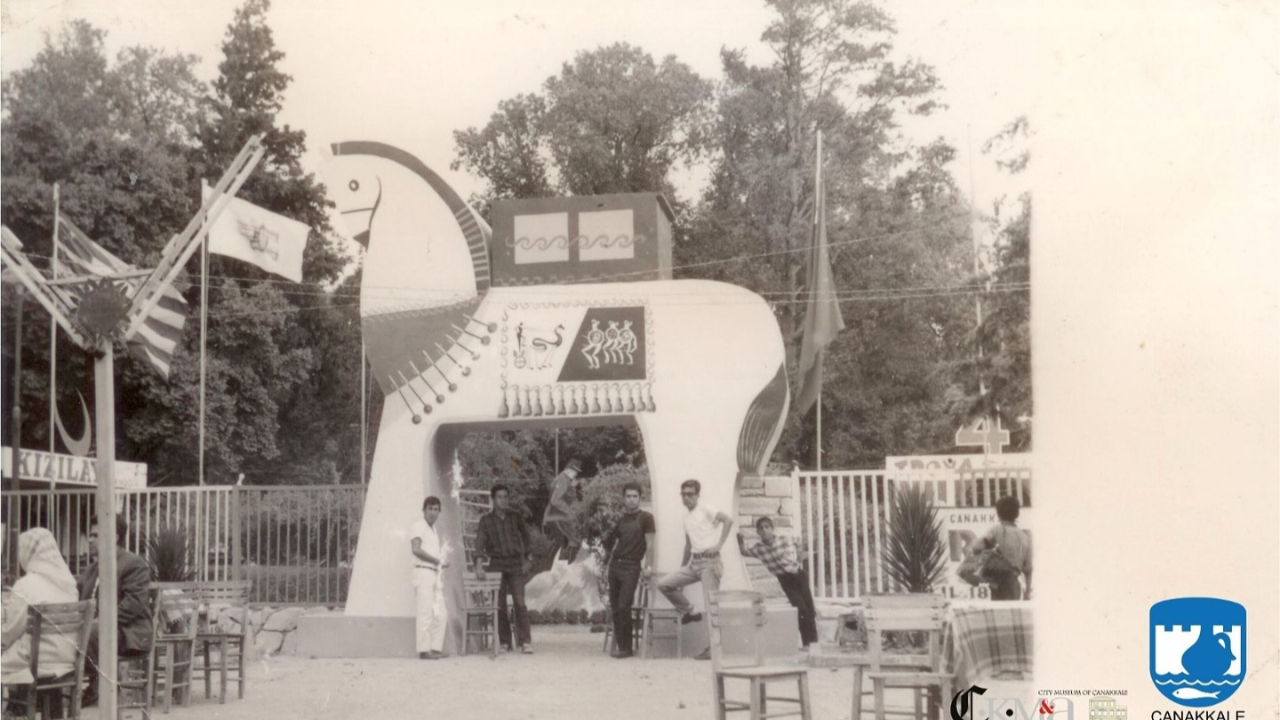 1960’ların Çanakkale’sinde Halk Bahçesi