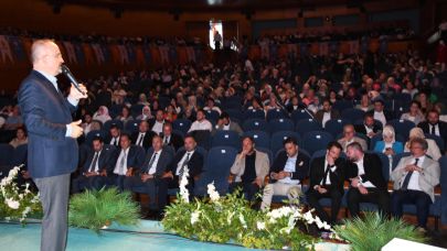 Turan: Kendi arkadaşlarına bunu yapanlar yarın hırsı için her şeyi yapar