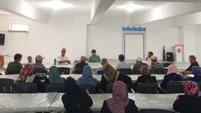 Yenice’de umrecilerden anlamlı bağış