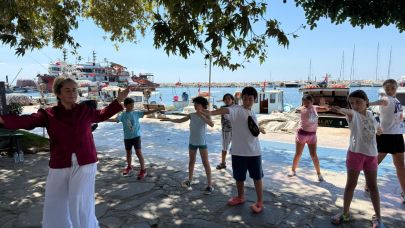 Çocuklar Küçükkuyu’da Tai Chi & Qi Gong dersinde buluşuyor