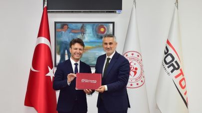 Gelibolu'ya Modern Şehir Stadı Müjdesi!