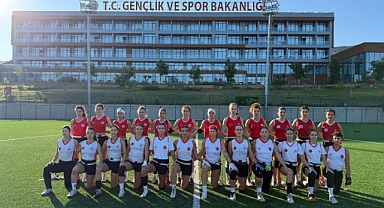 Ay-Yıldızlı Kadınlar Avrupa Şampiyonası Yolunda!