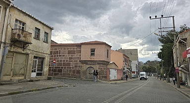 Bayramiç’in tarihi mirası 6 yıldır restorasyon bekliyor! Hadımoğlu Konağı ne zaman turizme kazandırılacak?