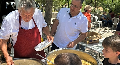 Çanakkale’de tek başına mücadele eden isim; Murat Çağlayan şehrin vicdanı olmayı sürdürüyor