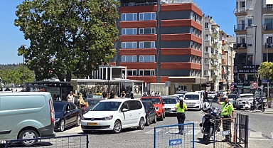 Çanakkale İskele bölgesinde trafik kilitlendi
