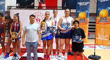 Çanakkaleli genç kızlar Türkiye Şampiyonası yolunda!