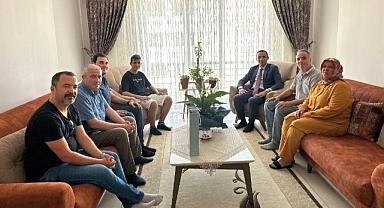 Gelibolu’nun Gururu: LGS Türkiye 1.si Semih Bakır’a Kaymakam Cihat Koç’tan Tebrik Ziyareti