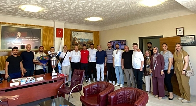 Kırkpınar İkincisi Feyzullah Aktürk Terzialan’da coşkuyla karşılandı