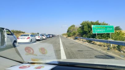 Gökçeada Kent Konseyi Başkanı Sınırda Saatlerce Mahsur Kaldı