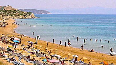 Ege’nin soğuk mucizesi: Ayazma Plajı’ndaki tatlı su efsanesi gerçek mi?