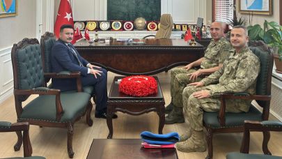 Tümgeneral Yaldız’dan Gökçeada Kaymakamı’na ziyaret
