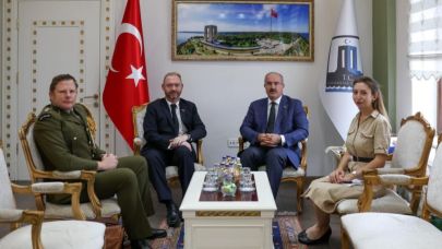 Yeni Zelanda Büyükelçisi Lewis’ten Vali Toraman’a ziyaret