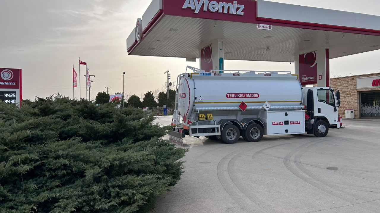 Bozcaada’da 3 Gündür Yakıt Yok, Tepkiler Büyüyor