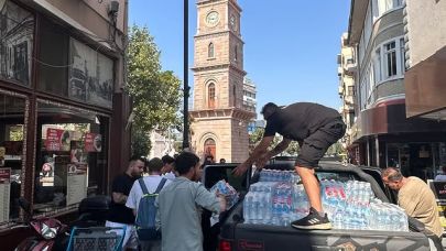Kemalpaşa Mahallesi esnafından yangın bölgesine yardım